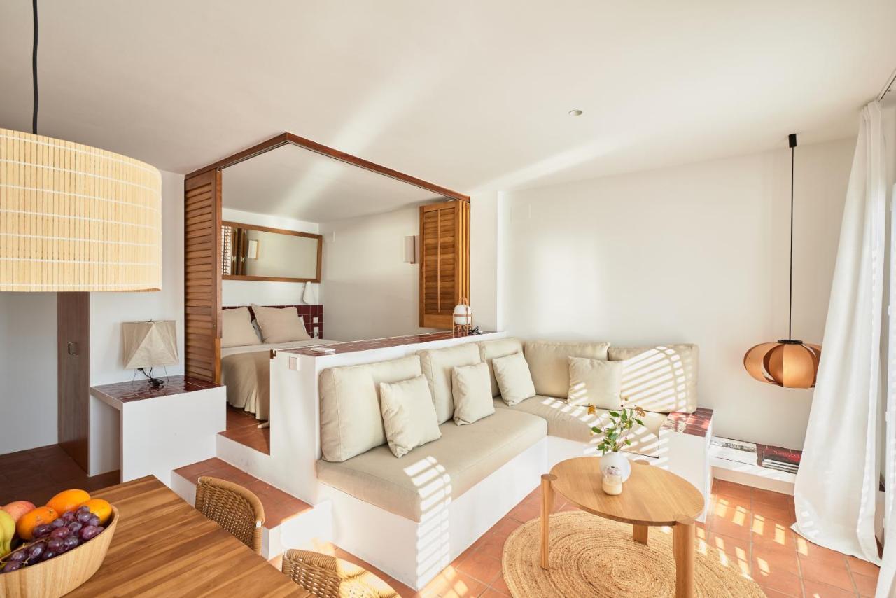 Beachfront Suite In Cadaques Center Exterior photo